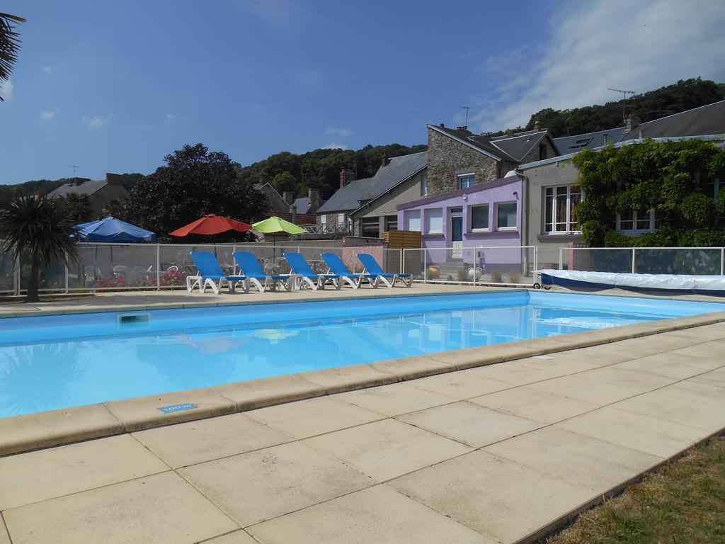 Hotel Des Bains Saint-Jean-le-Thomas