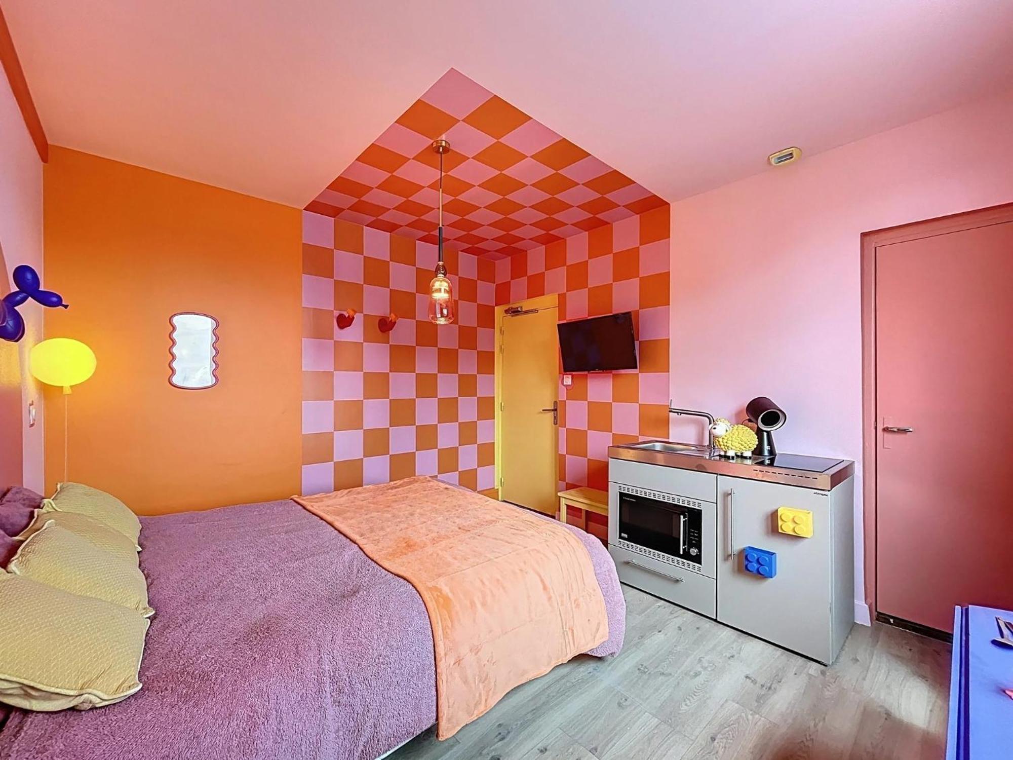 Hotel De La Baie 2*
